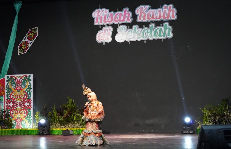 Gelar Seni Budaya Kalimantan Tengah Peringati Hardiknas 2023